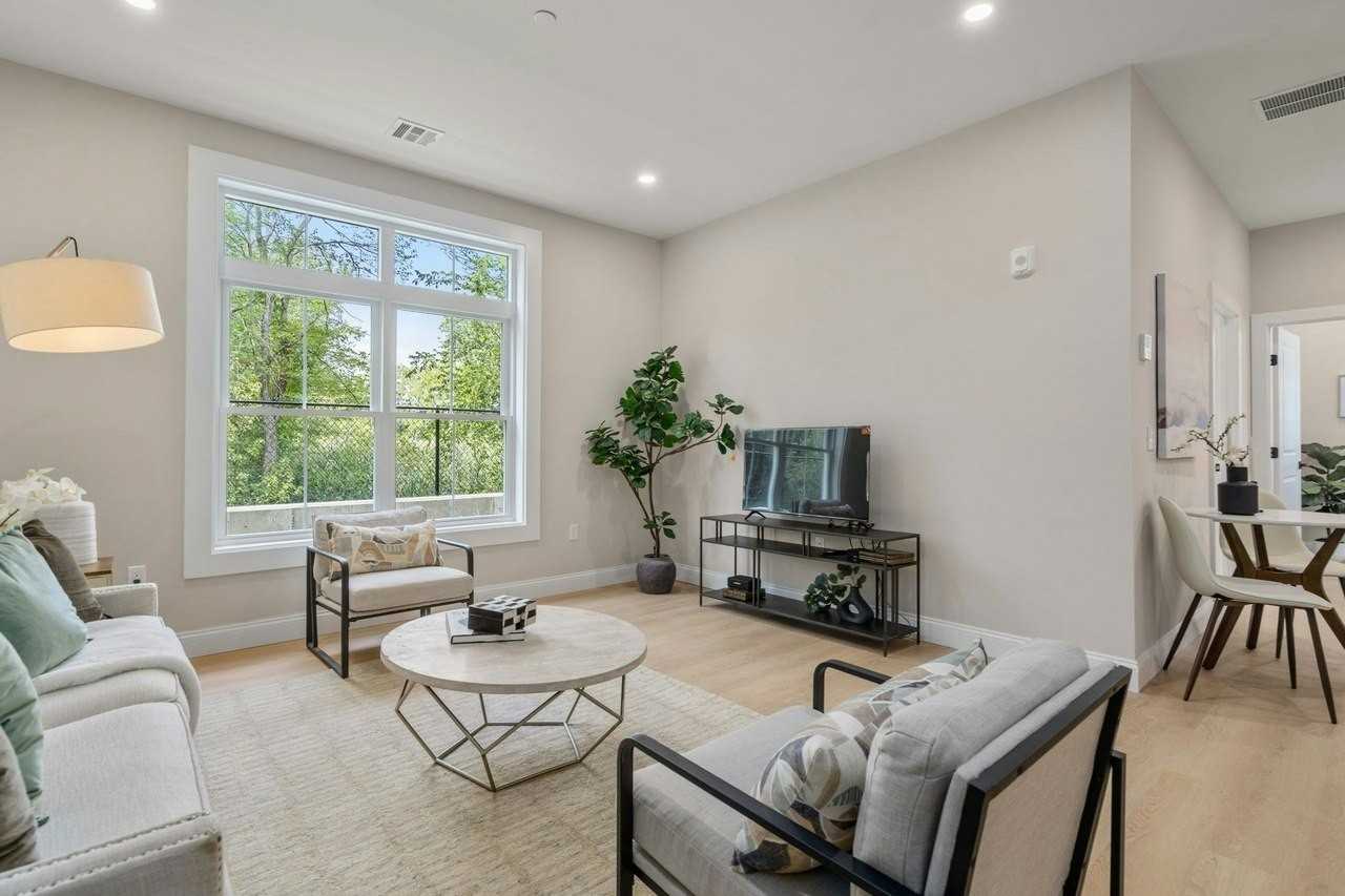 7 Cross Street, Unit 40 - Photo 6 of 16