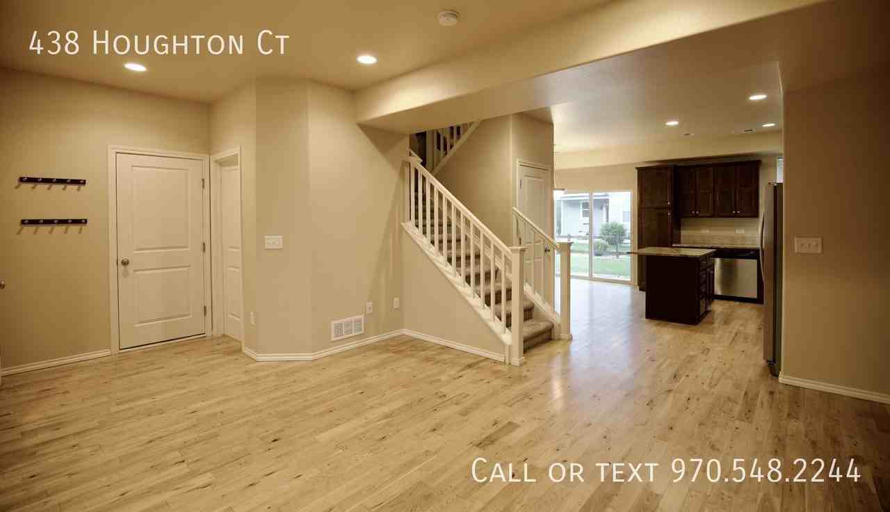 438 Houghton Ct - Photo 3 of 35