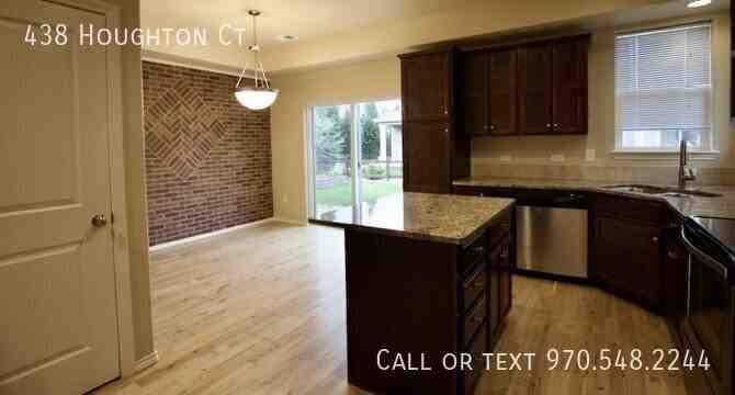 438 Houghton Ct - Photo 6 of 35
