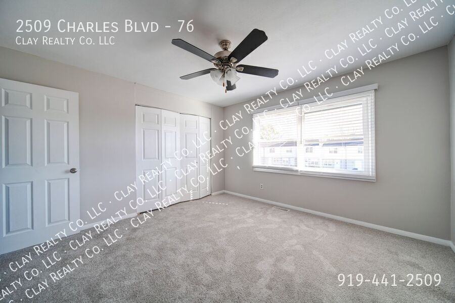 2509 Charles Blvd #76 - Photo 7 of 31