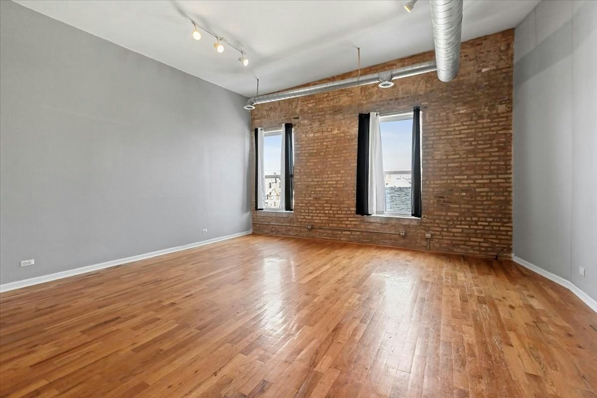 1822 South Bishop Street, Unit 309 - Photo 6 of 10