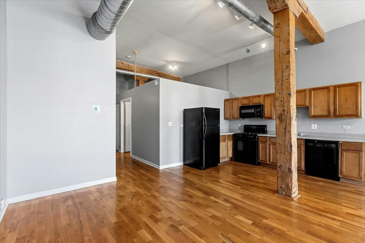 1822 South Bishop Street, Unit 309 - Photo 7 of 10