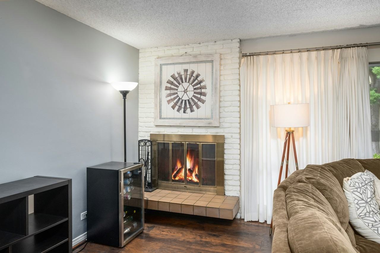 3205 Merrill Drive, Unit 17 - Photo 4 of 38