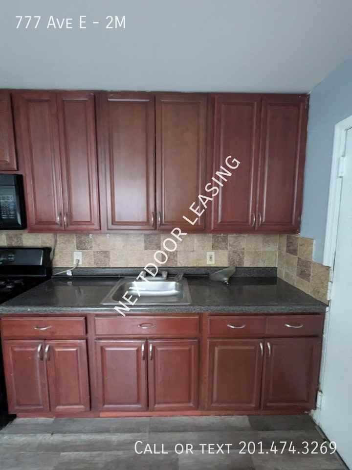 777 Avenue E #2M - Photo 3 of 9