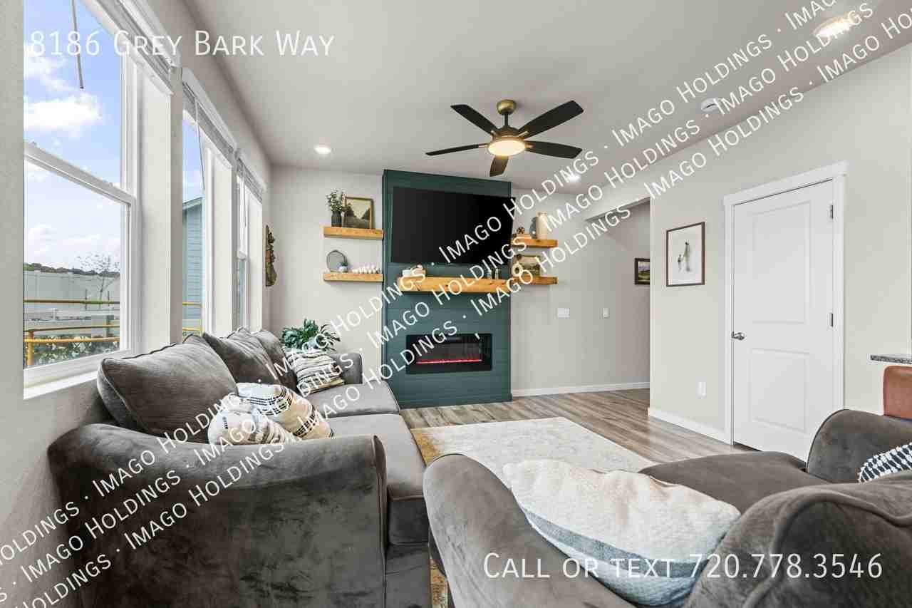 8186 Grey Bark Way - Photo 7 of 34