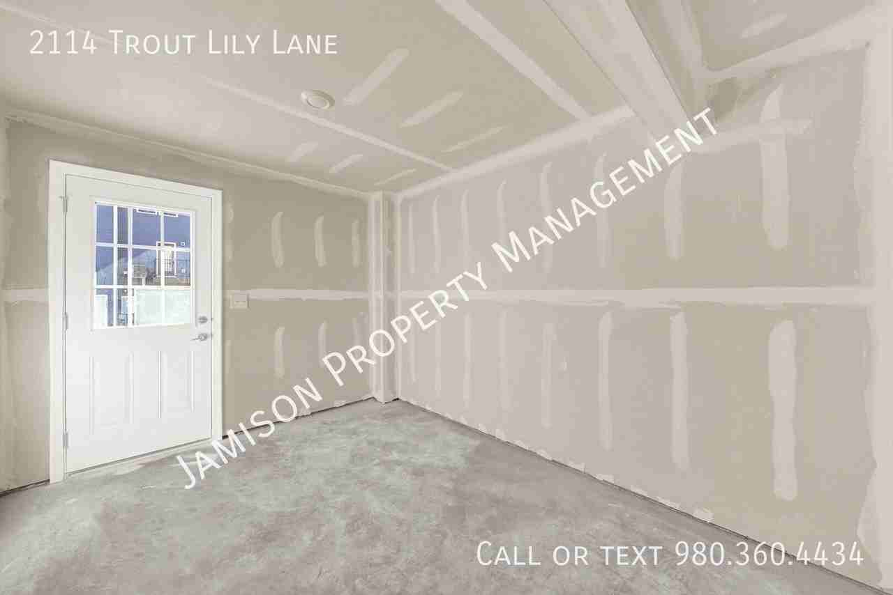 2114 Trout Lily Ln - Photo 4 of 20