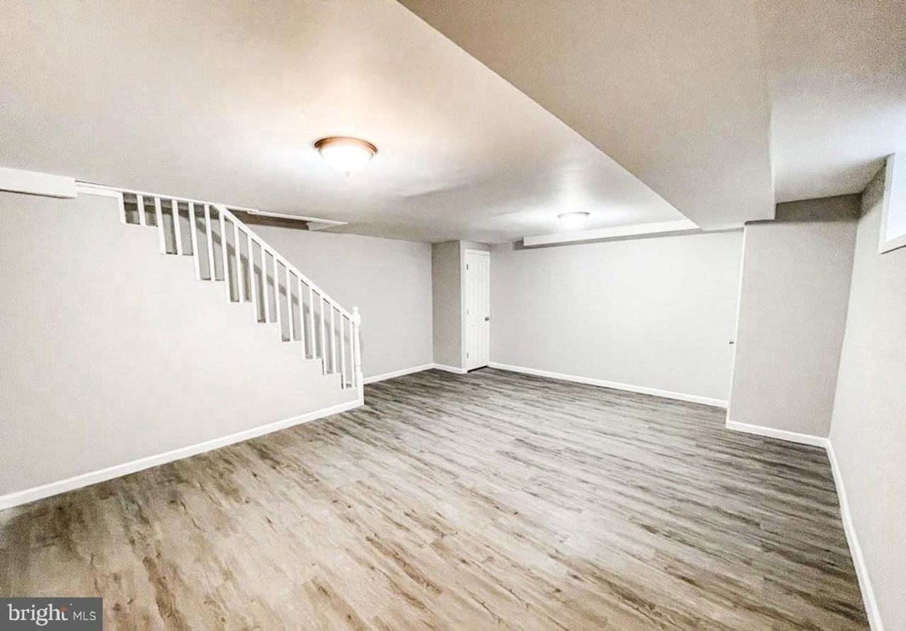 520 W 38th St #520W38thST - Photo 2 of 24
