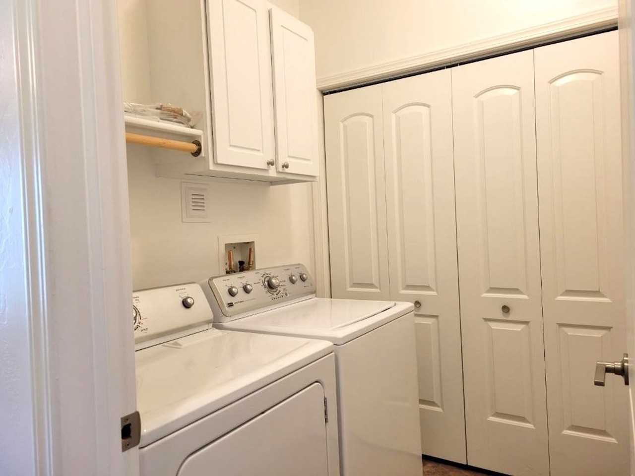 503 E Kiowa St #102 - Photo 5 of 16