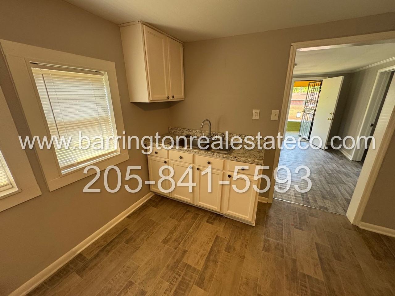 3321 Willard Ave Sw - Photo 3 of 4