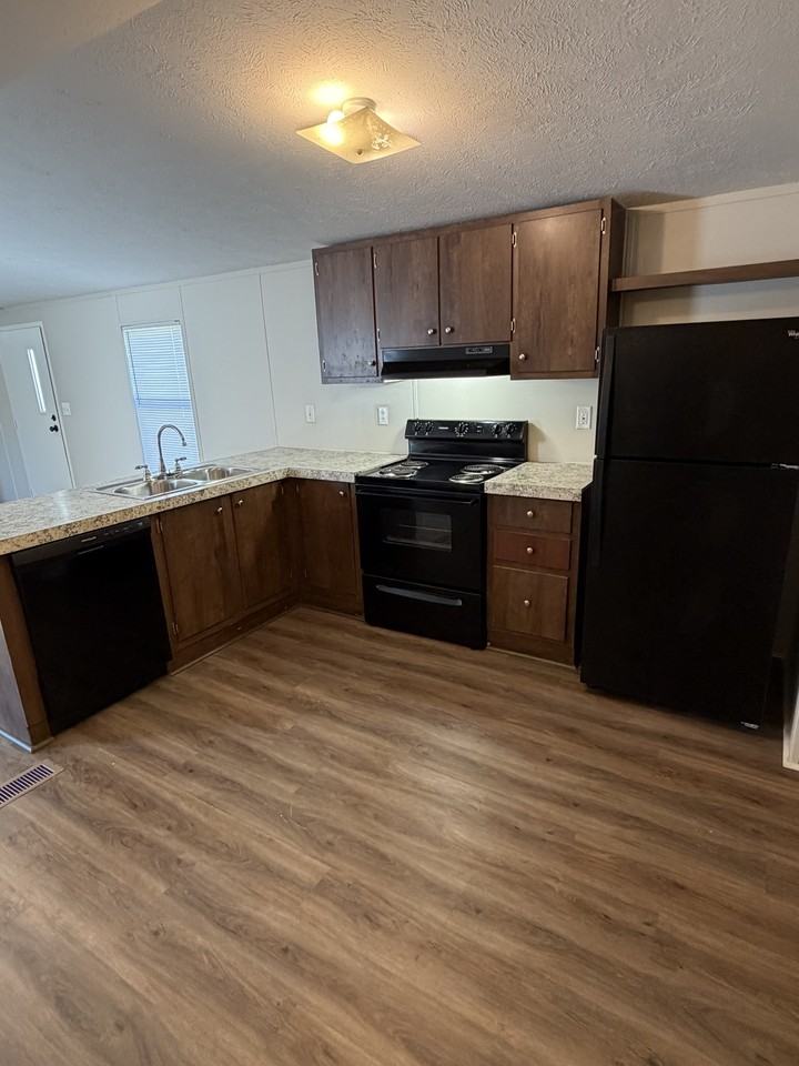 41 Bald Ridge Dr - Photo 2 of 9