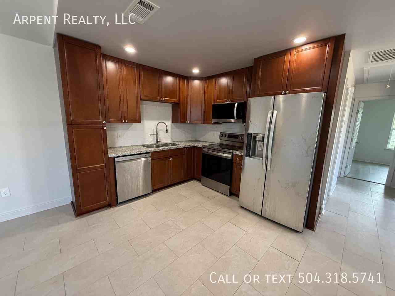416 E Liberaux St #1 - Photo 3 of 12