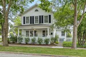 featured image of 241 W Van Buren Ave