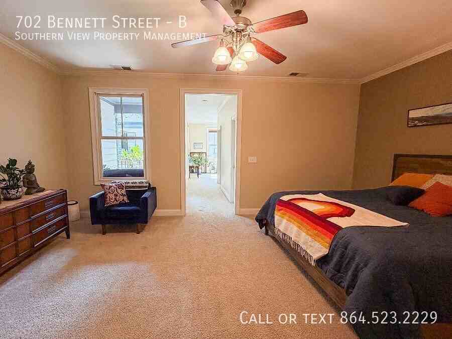 702 Bennett St #B - Photo 5 of 13