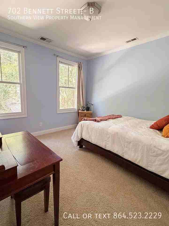 702 Bennett St #B - Photo 7 of 13