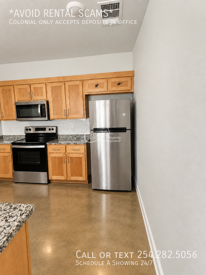 3111 Stonewall Dr #B - Photo 4 of 16