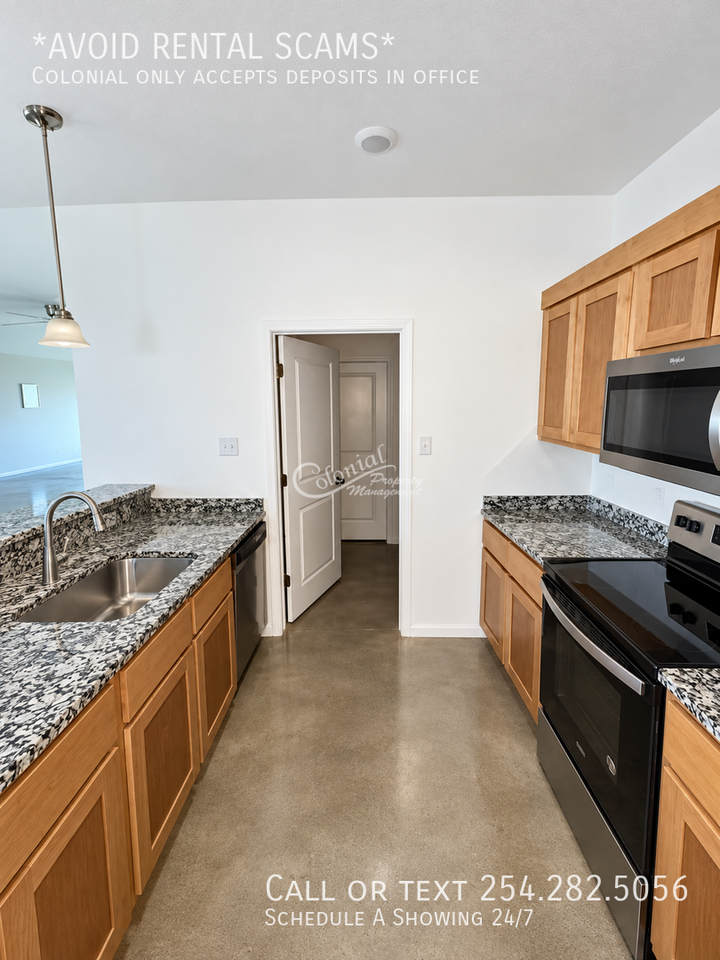 3111 Stonewall Dr #B - Photo 5 of 16