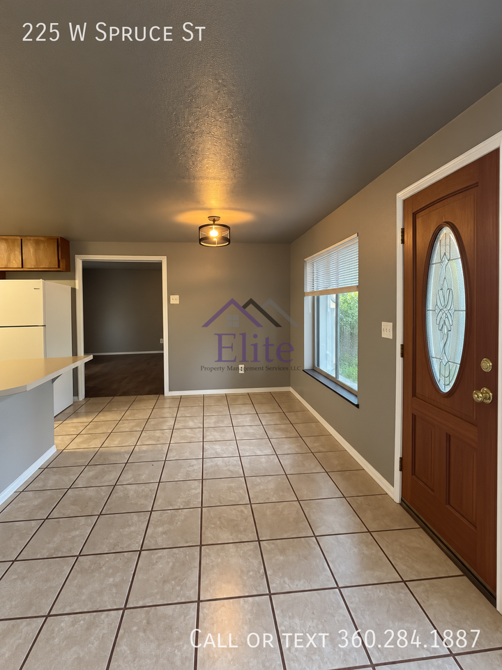 225 W Spruce St - Photo 3 of 14
