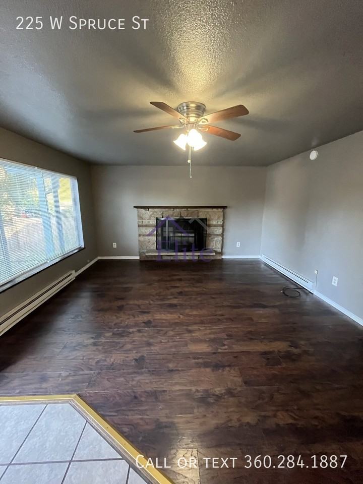 225 W Spruce St - Photo 6 of 14