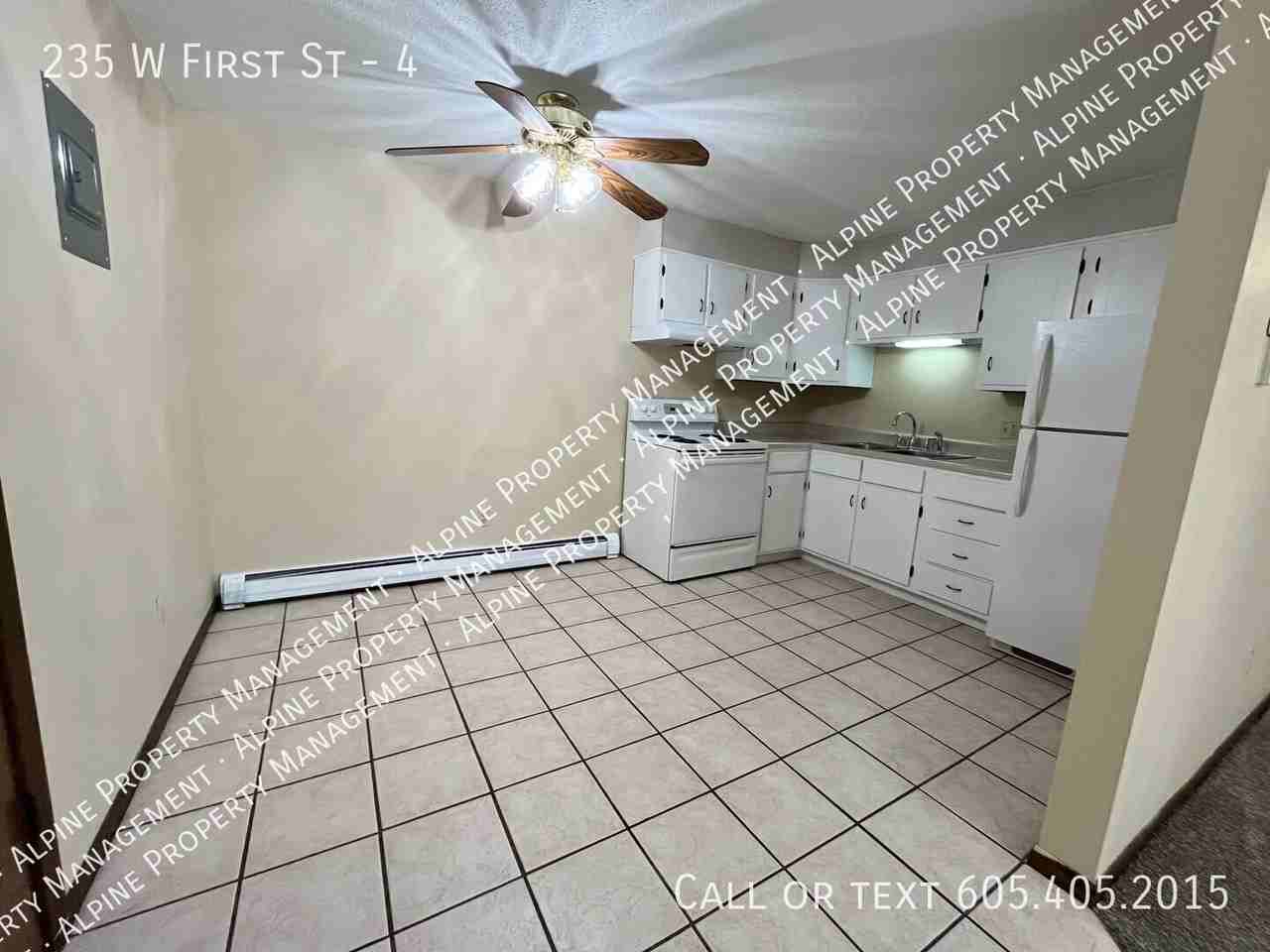 235 W 1st St #4 - Photo 6 of 18