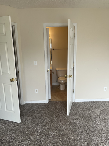 100 Cambridge Dr #29 - Photo 2 of 18