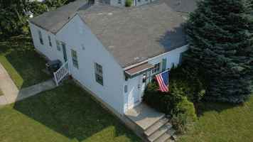 featured image of 4614 E 16th St