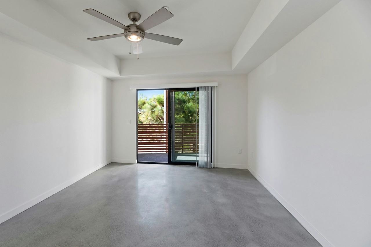 5900 Severin Drive, Unit 302 - Photo 6 of 29