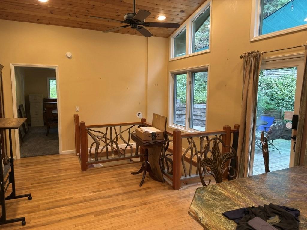 169 Brookview Lane, Unit Upper - Photo 4 of 28