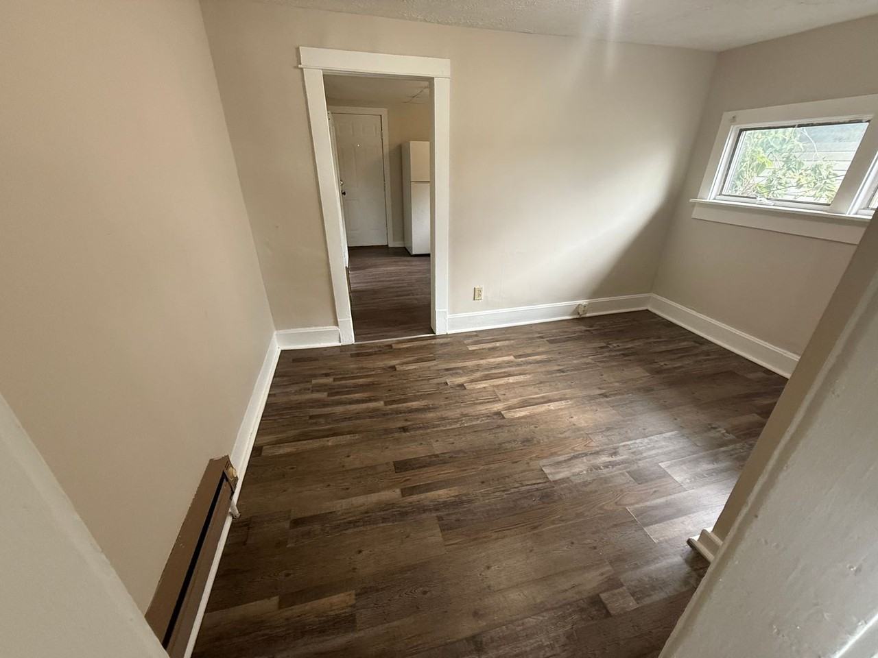 334 W Church St - Photo 4 of 10