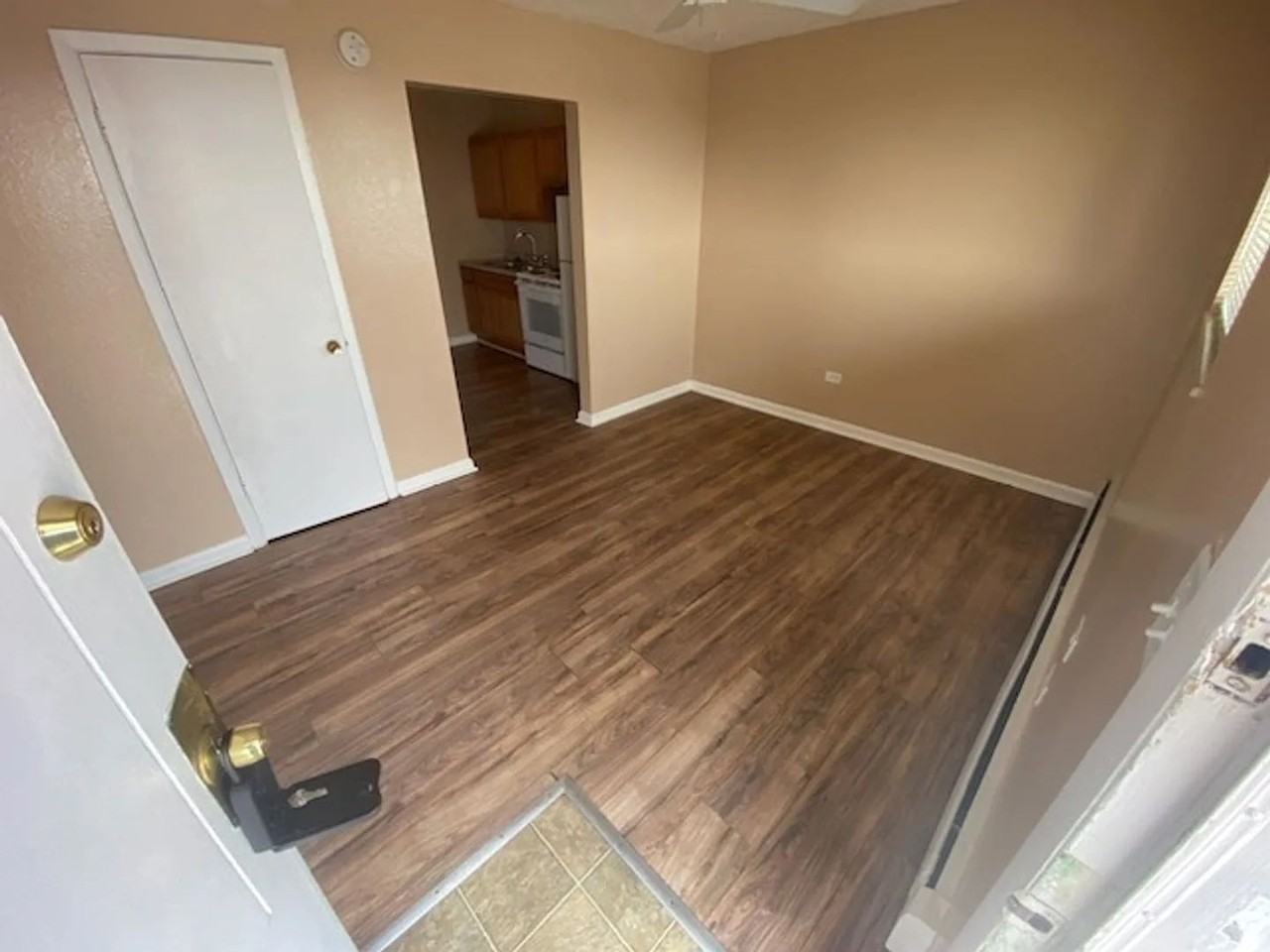 Fontaine Apartments - Photo 4 of 28