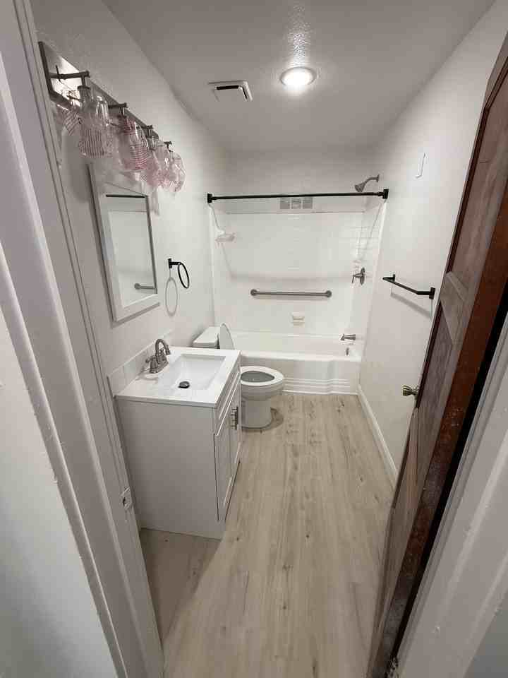 212 S Patterson St #NA - Photo 3 of 8