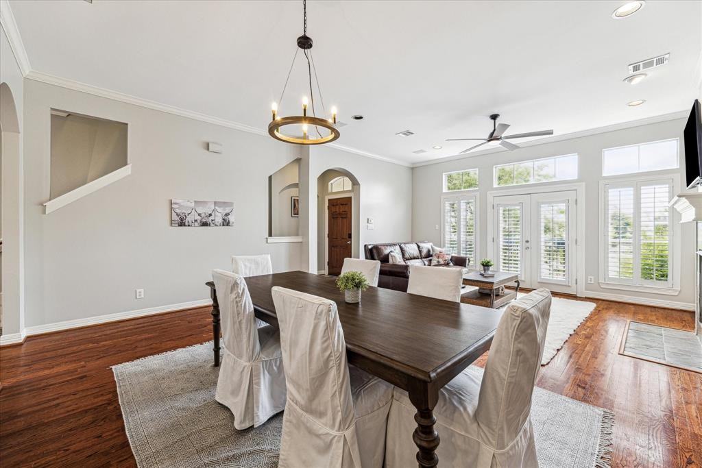 607 Leverkuhn St #607 - Photo 6 of 17