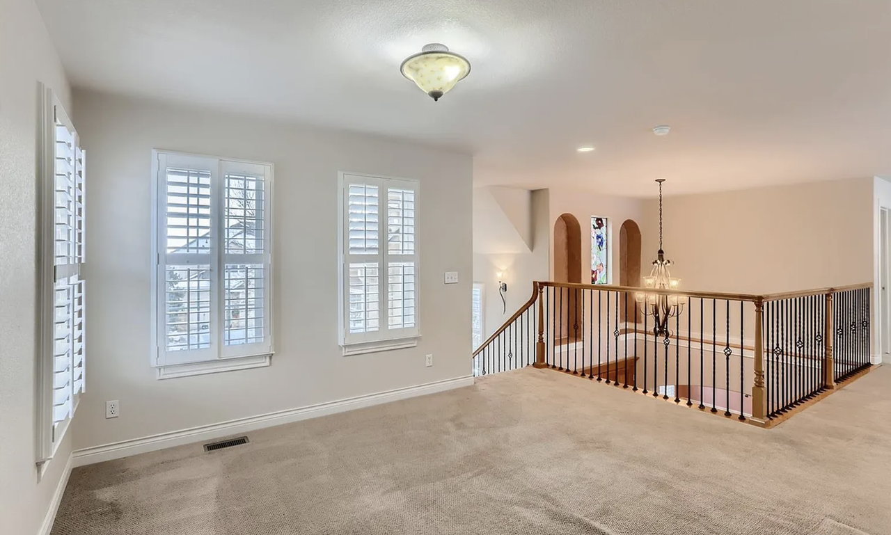 1032 Wyndemere Cir #NA - Photo 6 of 32