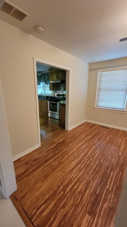 2705 Main St #1 - Photo 4 of 13