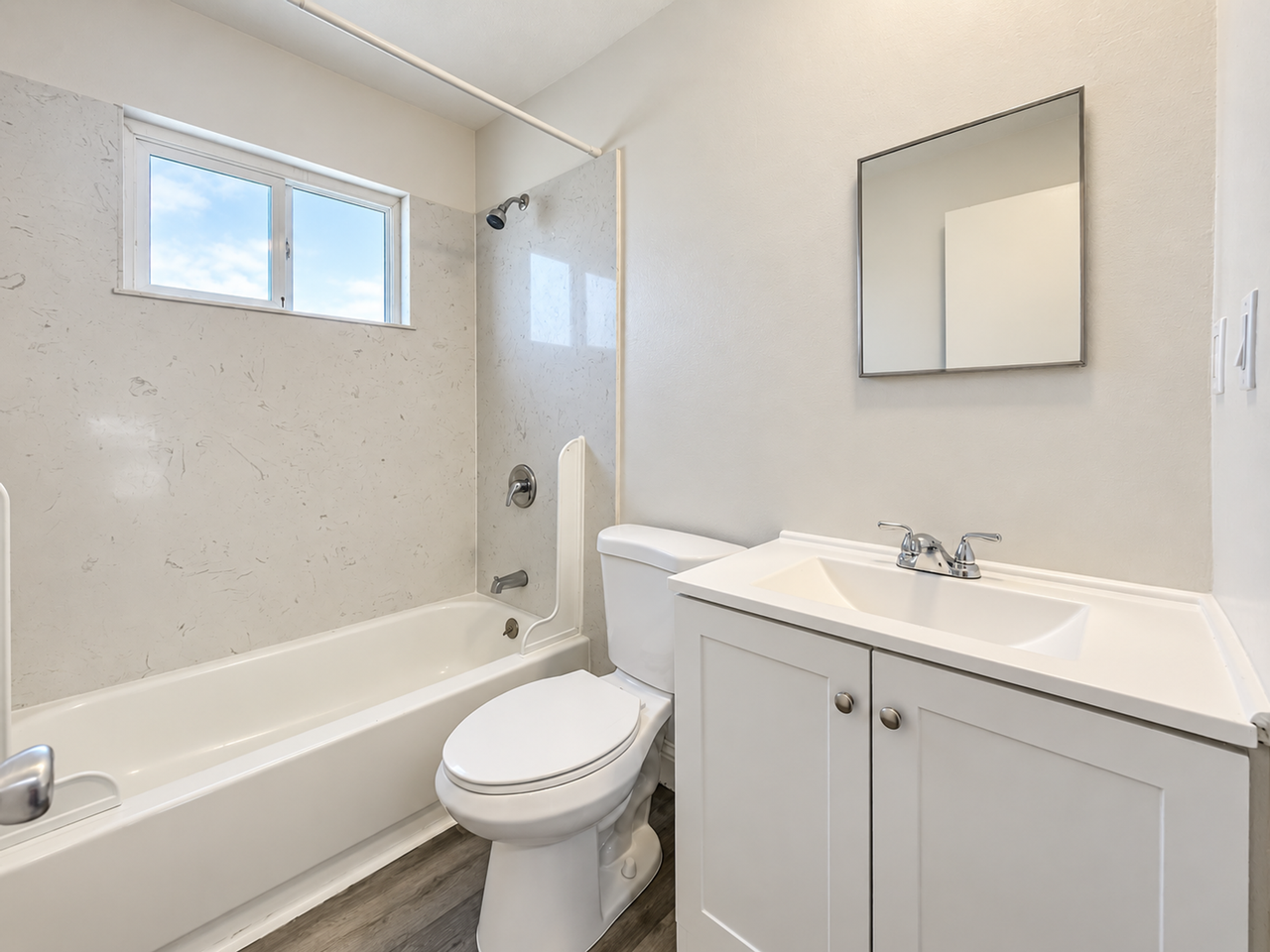 Oak Ridge Apartments - Photo 4 of 50