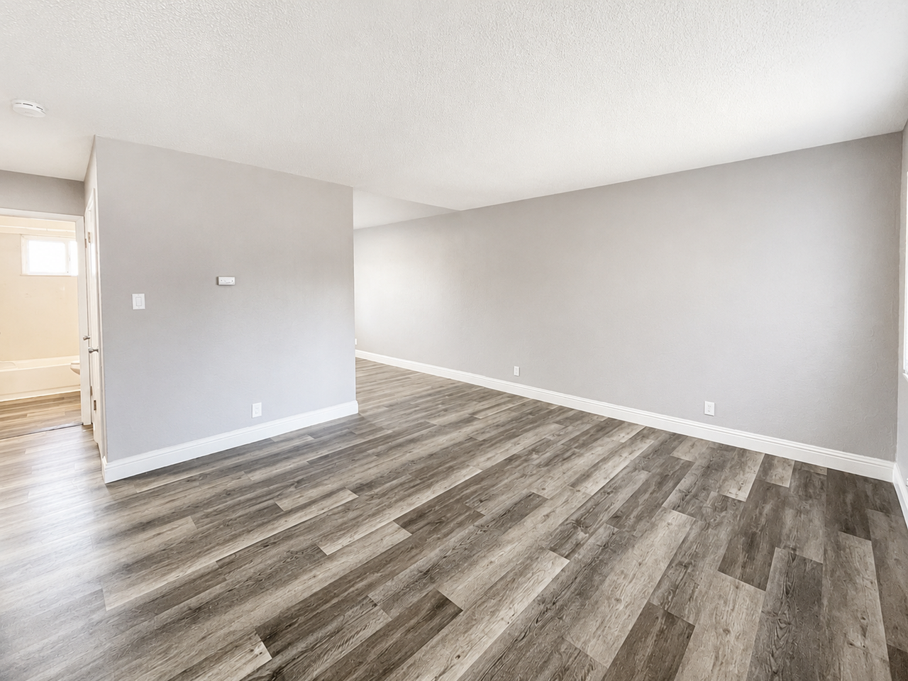Oak Ridge Apartments - Photo 5 of 50