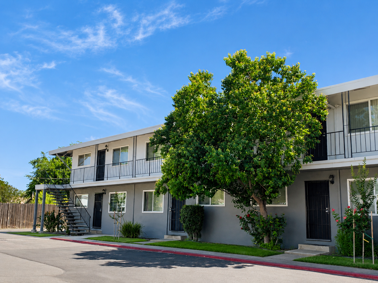 Oak Ridge Apartments - Photo 7 of 50