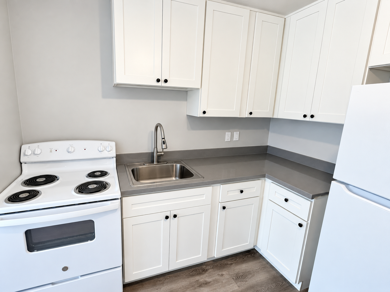 The Brentwood Apartments - Photo 7 of 50