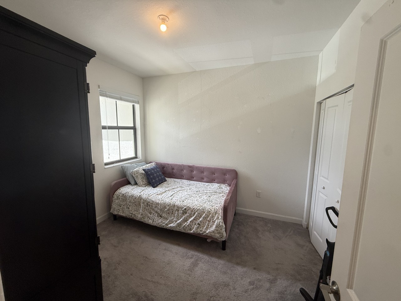 10187 Sw 228th Ter - Photo 2 of 11