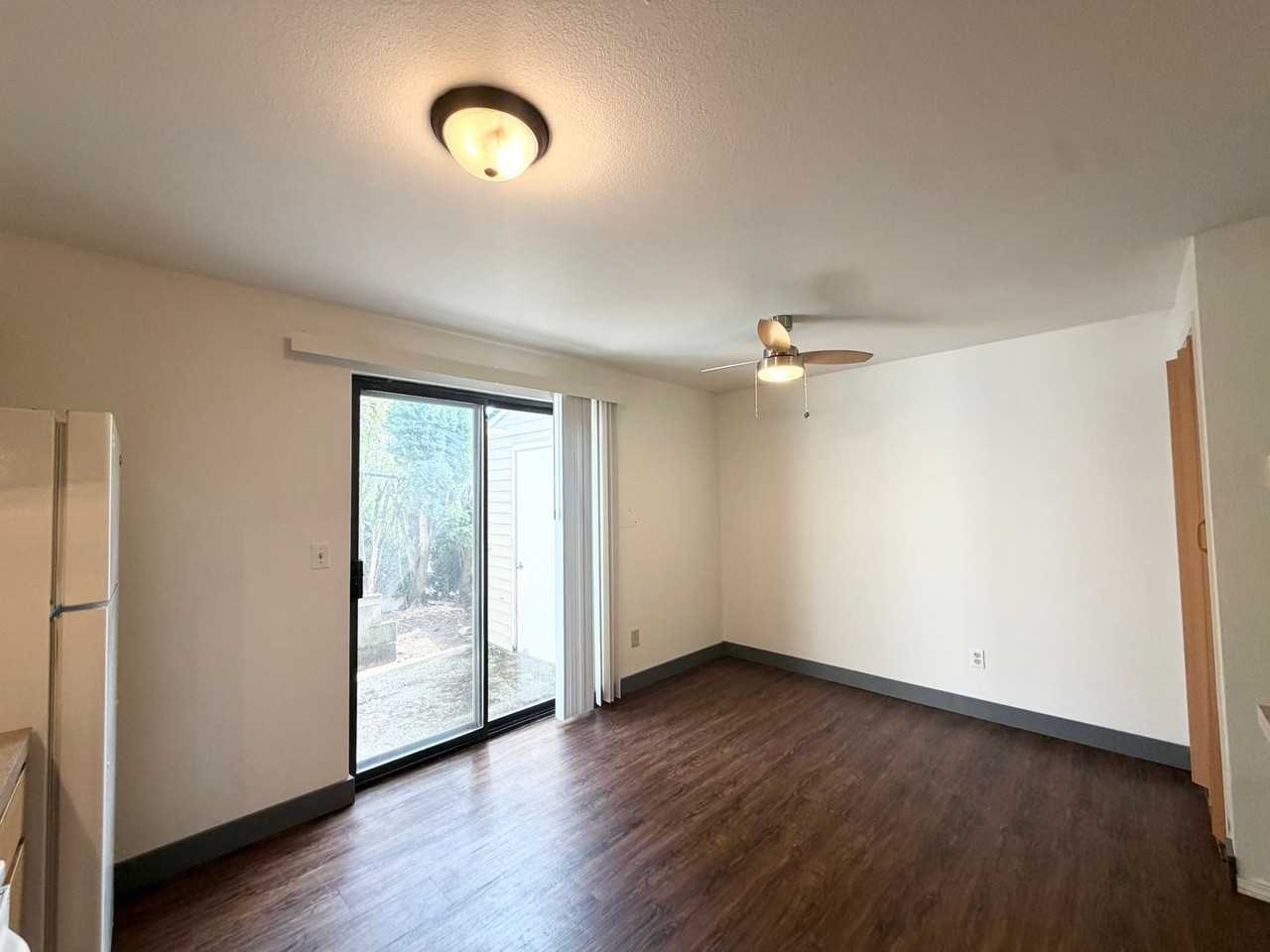 5114 NE 34th Street - Photo 7 of 19