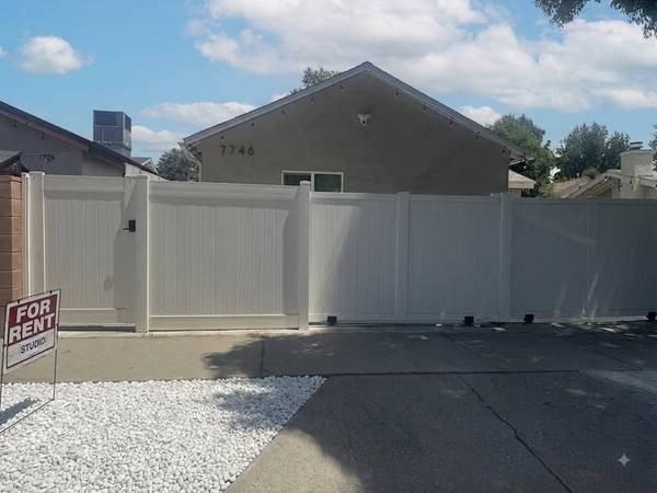 7746 Encino Ave #B