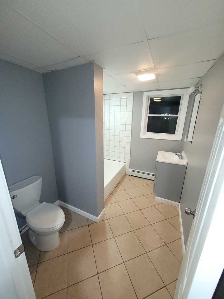 28 Goddard St #2 - Photo 3 of 4