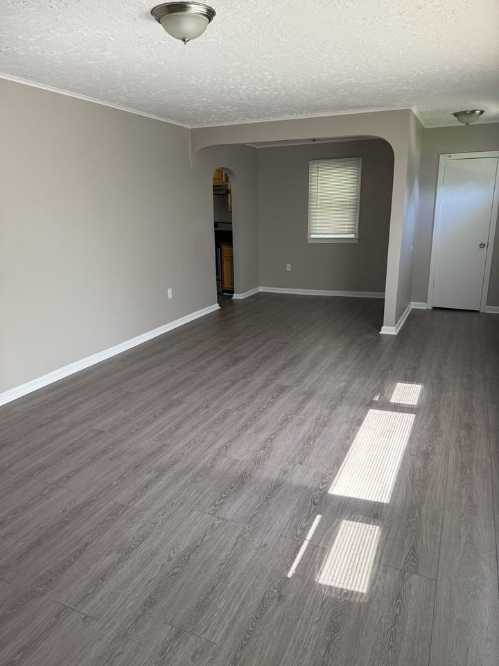 108 Ogg Ave #1 - Photo 3 of 7