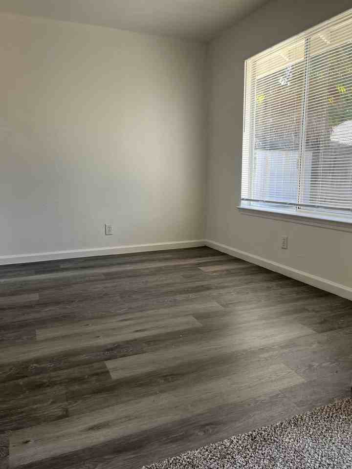 1579 Spyglass Dr #1 - Photo 7 of 22