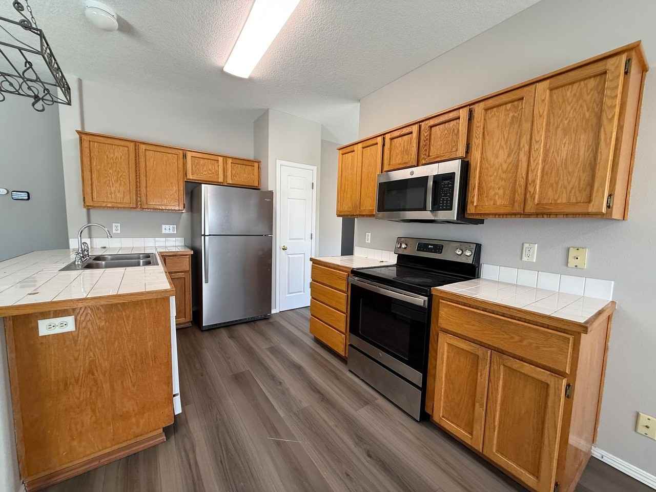 3194 Se Tumblestone Dr - Photo 5 of 15