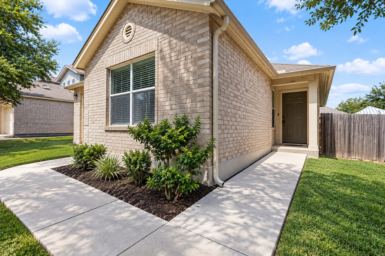 10015 Bermuda Palm - Photo 2 of 24