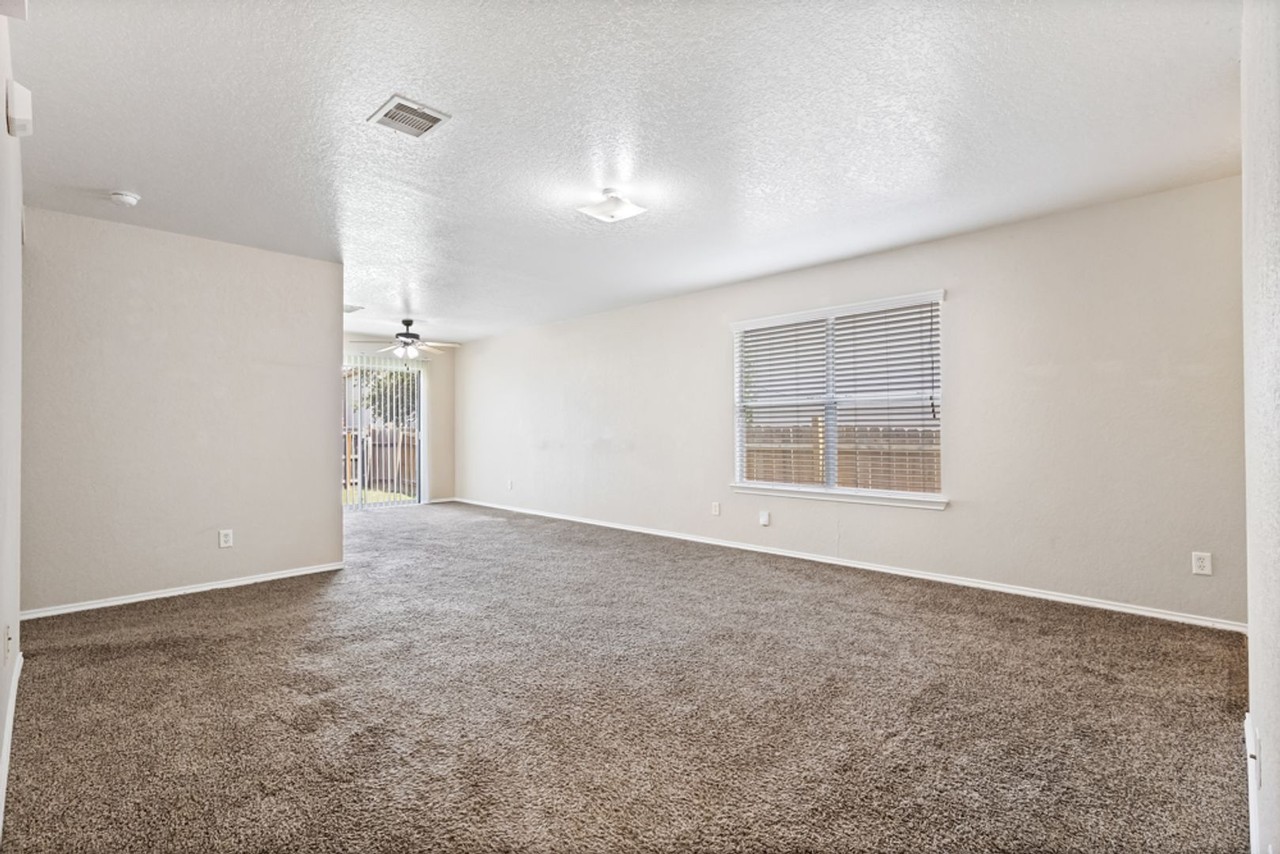 10015 Bermuda Palm - Photo 4 of 24