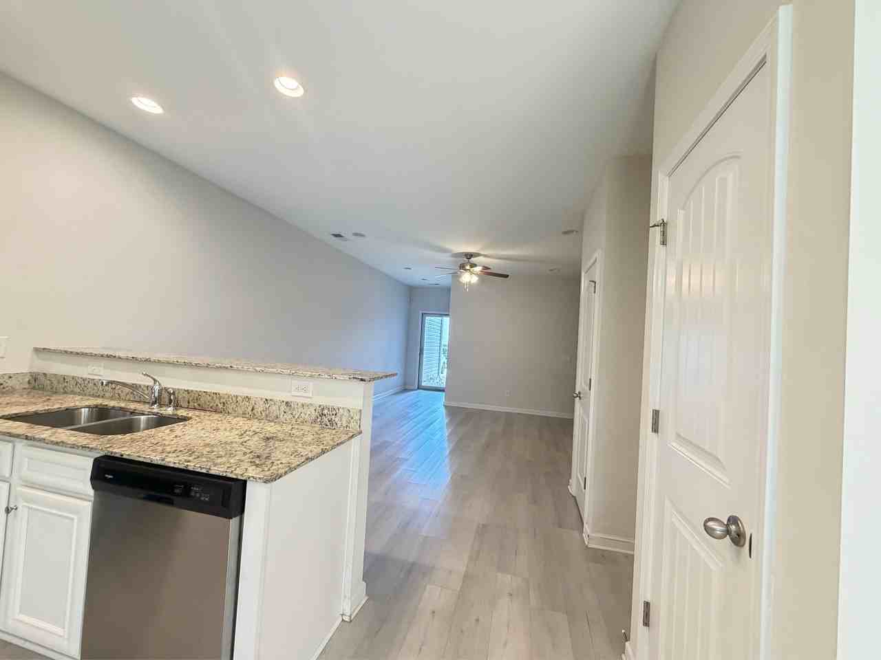 139 Silver Run Pl #1 - Photo 4 of 25