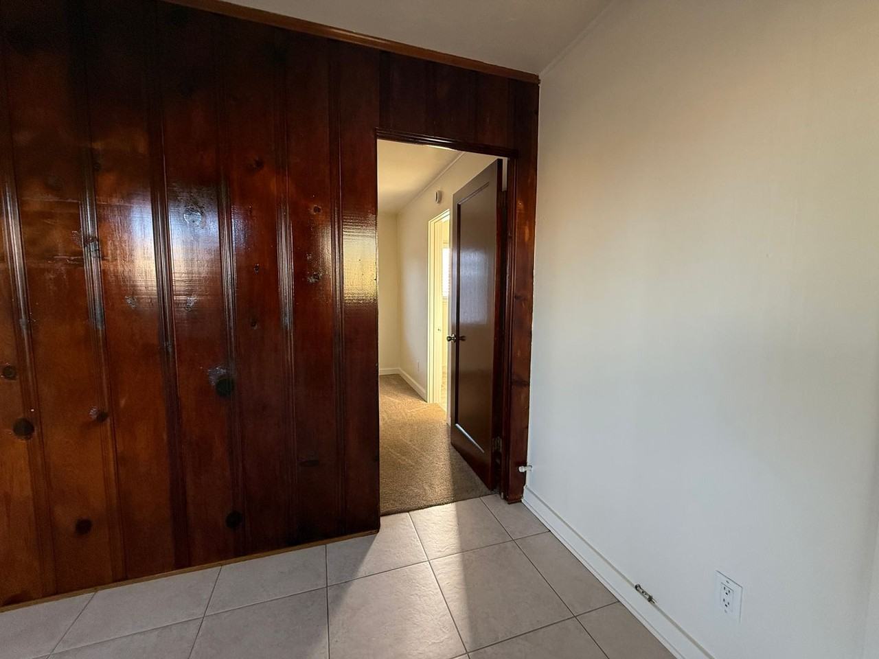 1770 Fortuna Ave - Photo 3 of 27