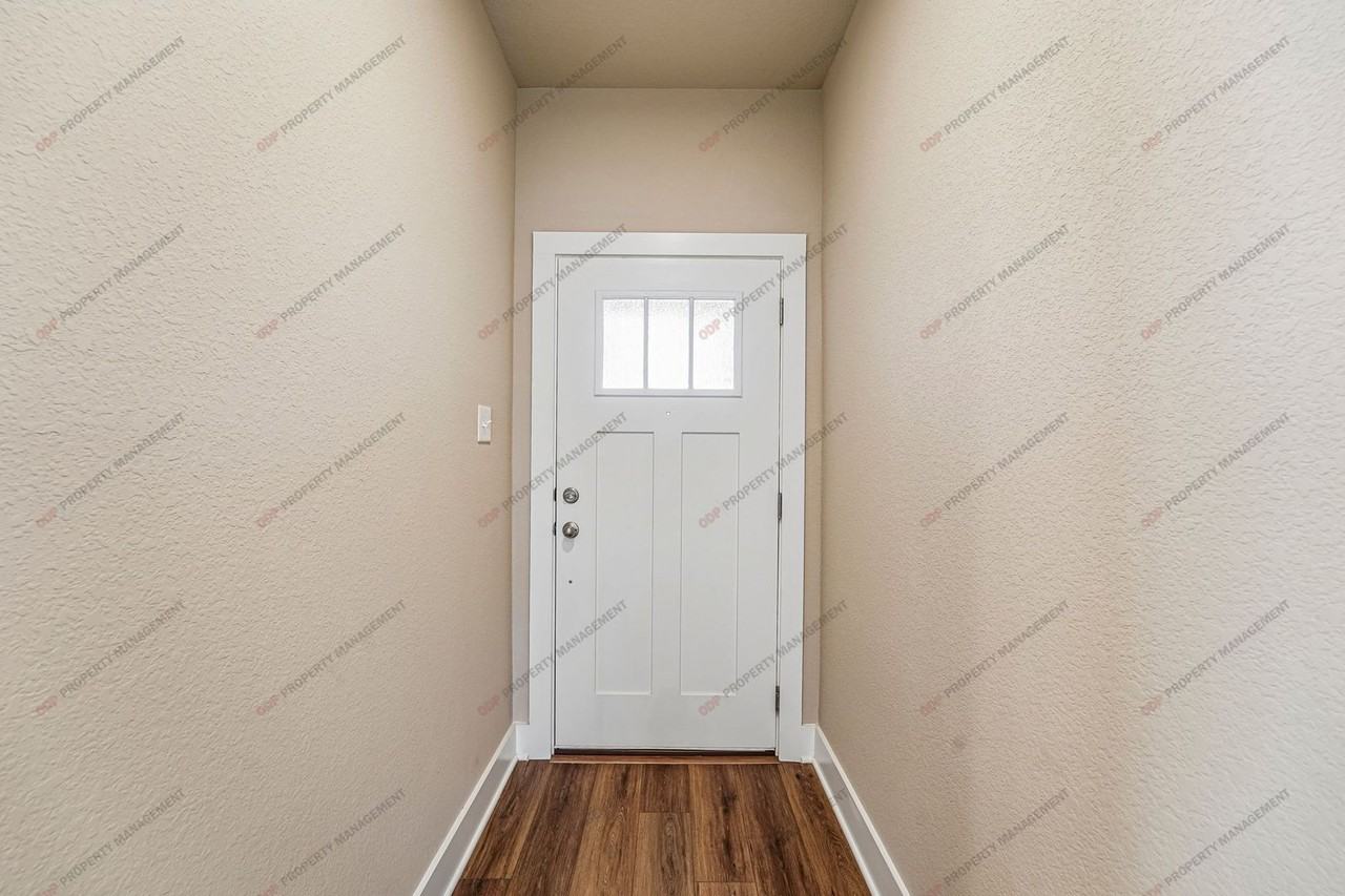 8903 Fritz Creek Dr - Photo 4 of 35