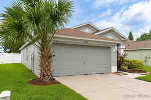 featured image of 10250 Hunters Haven Blvd